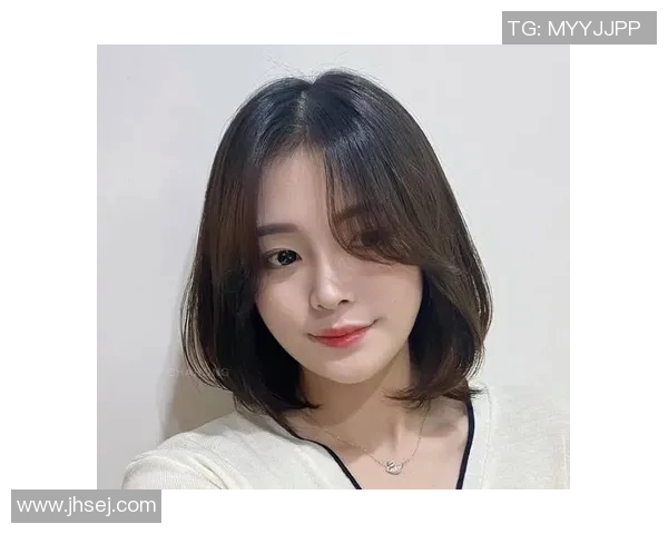 足球明星发型24号女展现个性魅力引领时尚潮流的完美选择